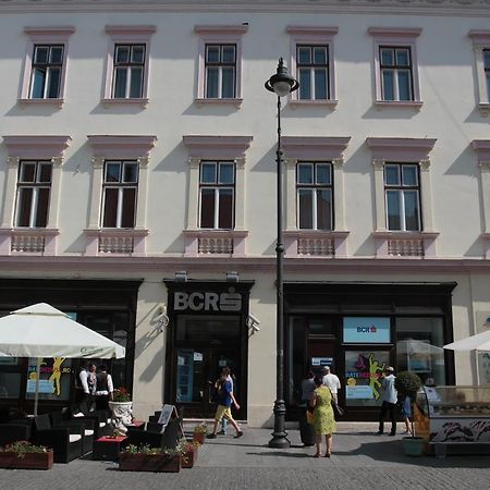 Casa Blanca Apartment Sibiu Bagian luar foto
