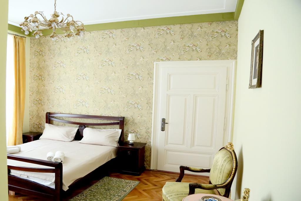 Casa Blanca Apartment Sibiu Bagian luar foto