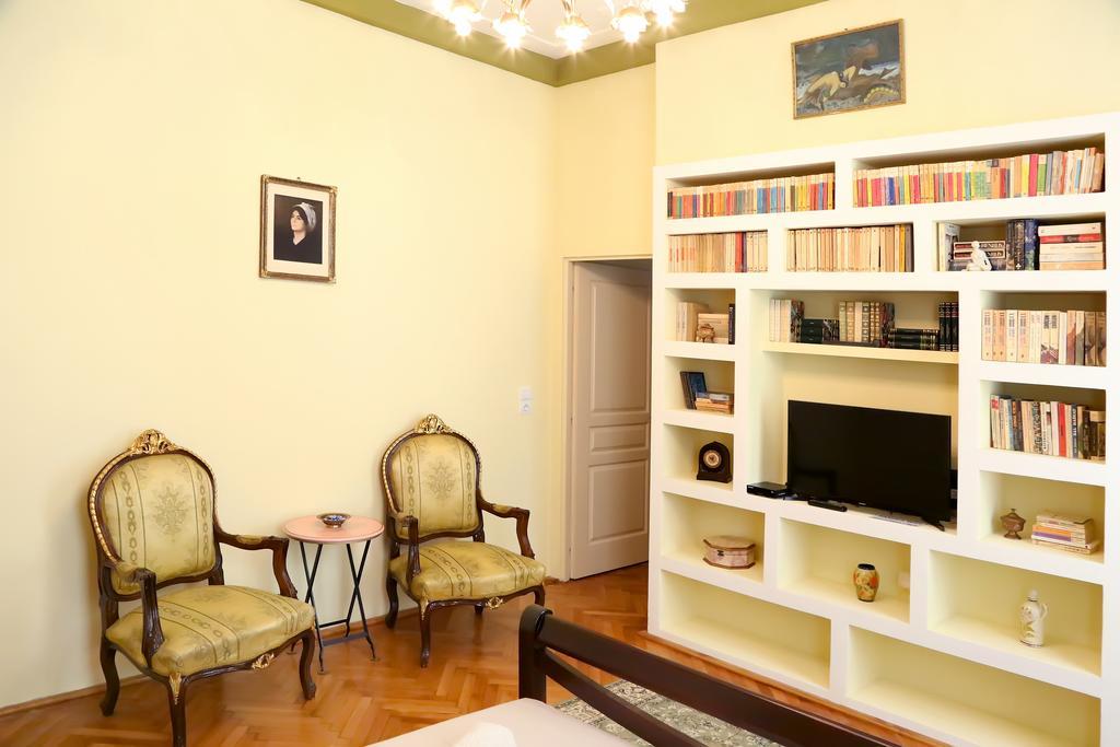 Casa Blanca Apartment Sibiu Bagian luar foto