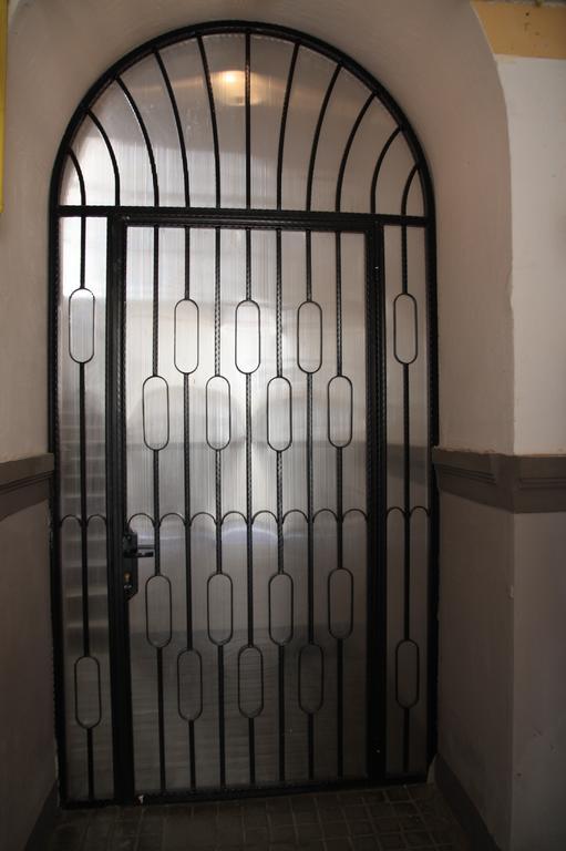 Casa Blanca Apartment Sibiu Bagian luar foto