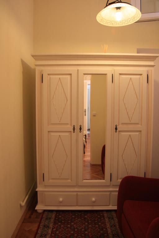 Casa Blanca Apartment Sibiu Bagian luar foto