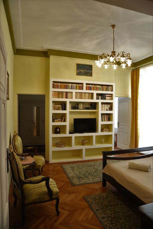 Casa Blanca Apartment Sibiu Bagian luar foto