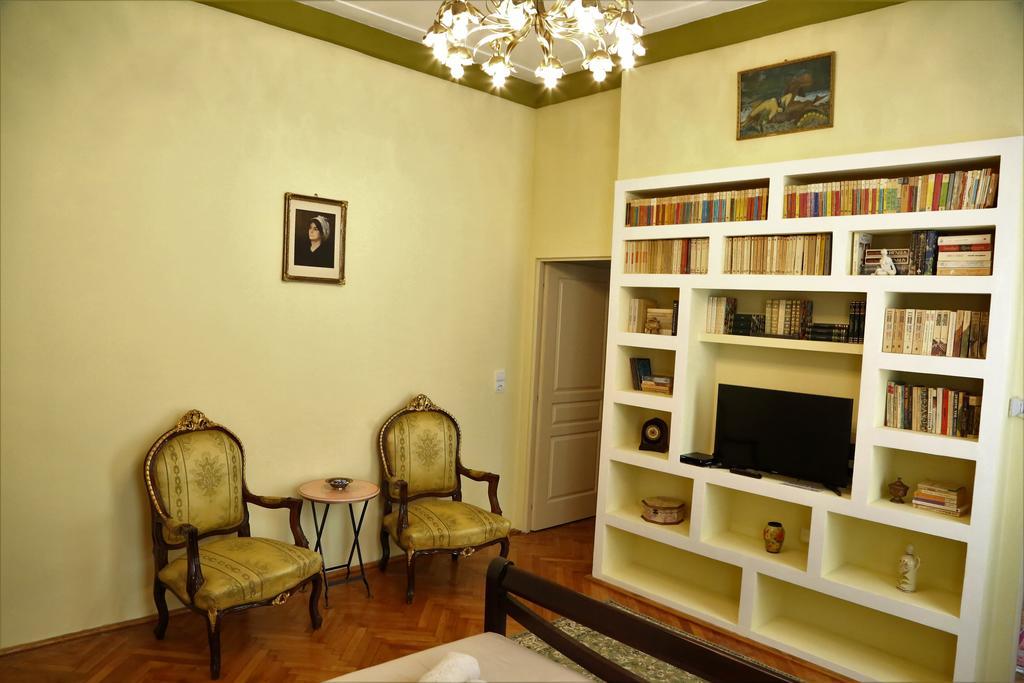 Casa Blanca Apartment Sibiu Bagian luar foto